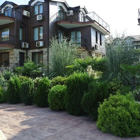 Liliya Apartment